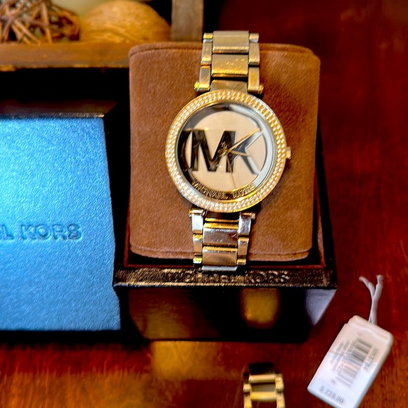 Michael Kors Accessories - Michael Kors gold watch w/stones